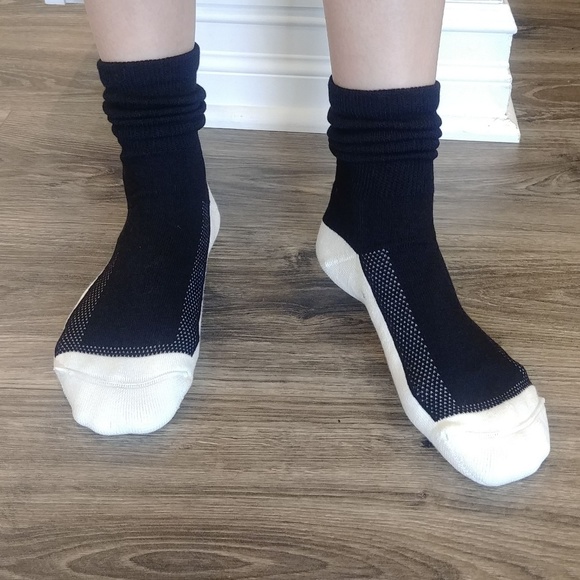 ORTHOFEET Accessories 2 Orthofeet Padded Sole Bamboo Socks Black